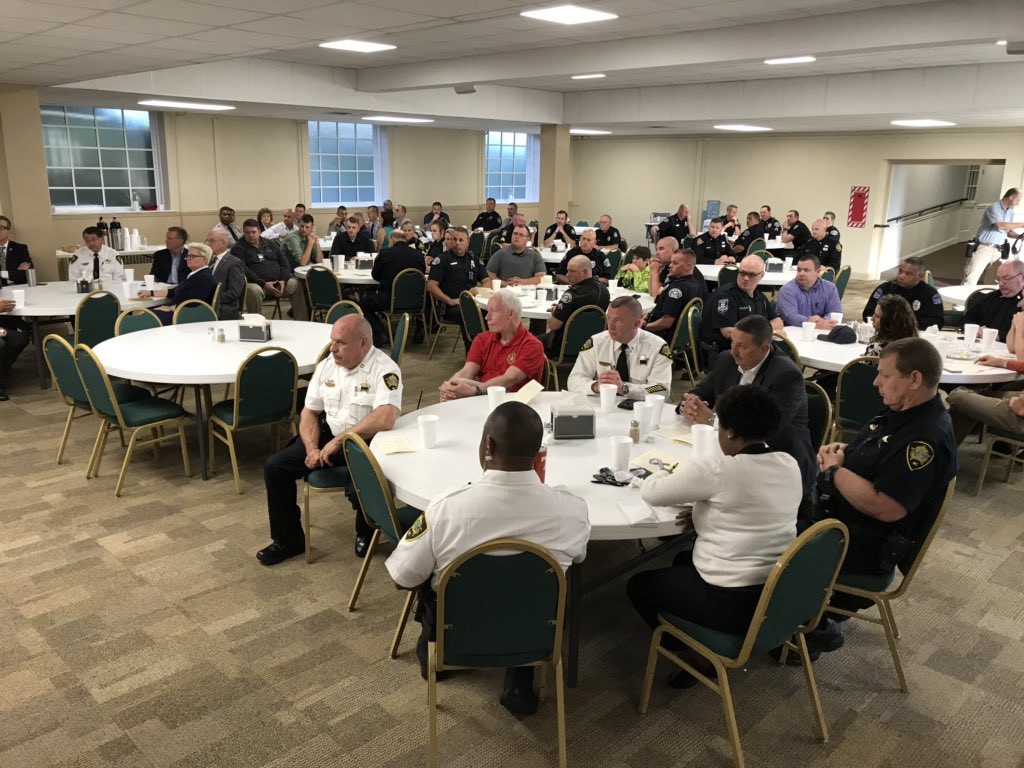 DavidWhisenant's tweet photo. Great crowd at #RespectForLaw breakfast in Salisbury. #PoliceWeek2019 https://t.co/mgtoL2sXNM