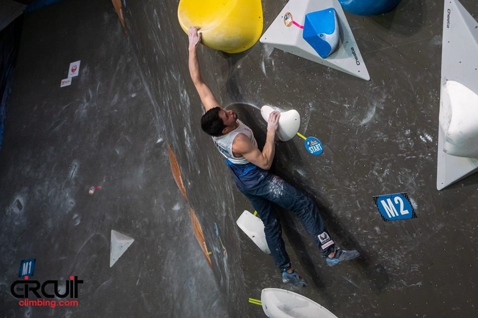 Spider Climbing tweet media