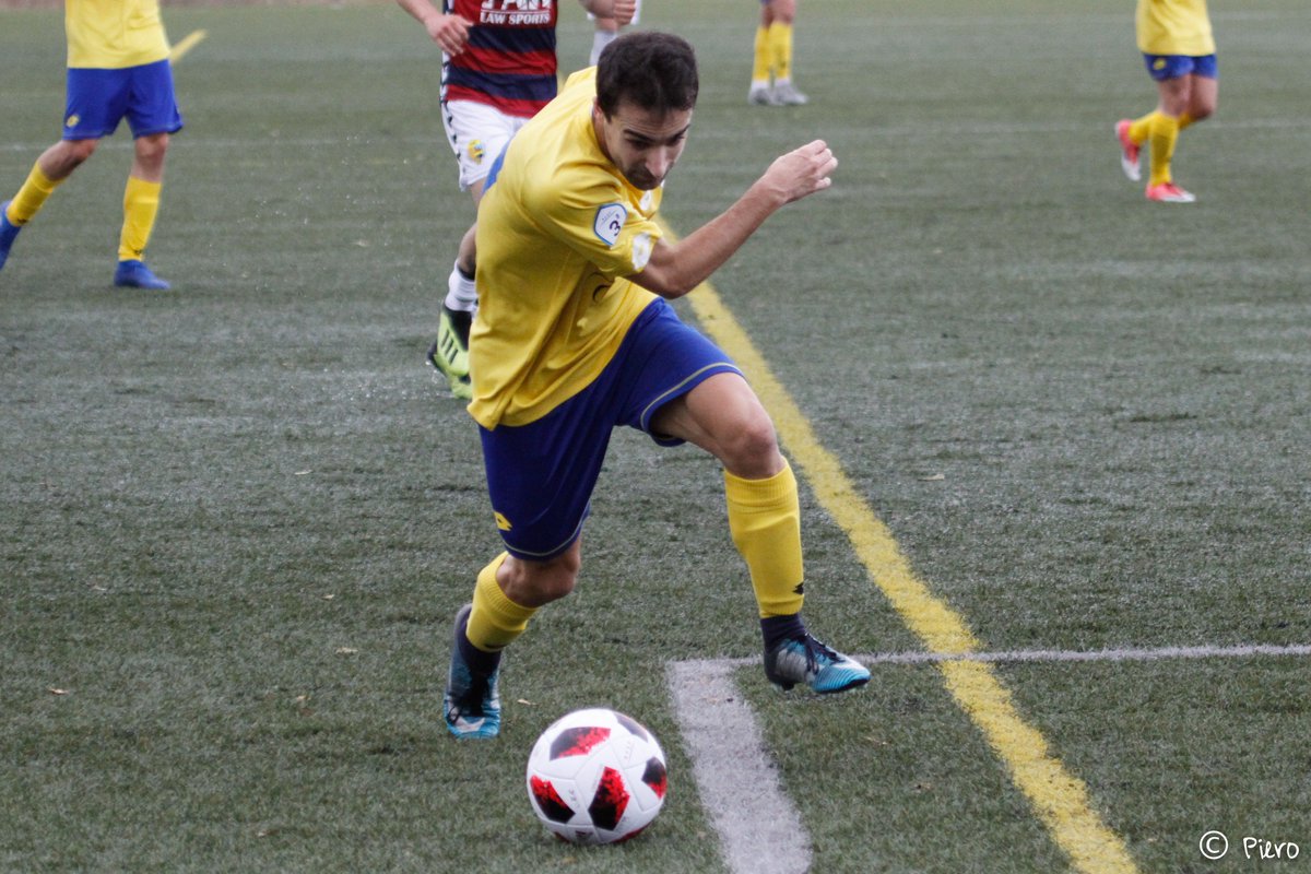 uecastelldefels's tweet photo. #PrimerEquipUEC | ⚽️🔶
🔝 PEDRO BILBAO, als 'Equips de la Setmana' de @mundodeportivo i @sport
▶️ https://t.co/7hcuYfpDTI
👏👏 Enhorabona, Pedro!
#SomHiGrocs #ObjectiuPermanència #Objectiu43punts https://t.co/3Ml1flhj5L
