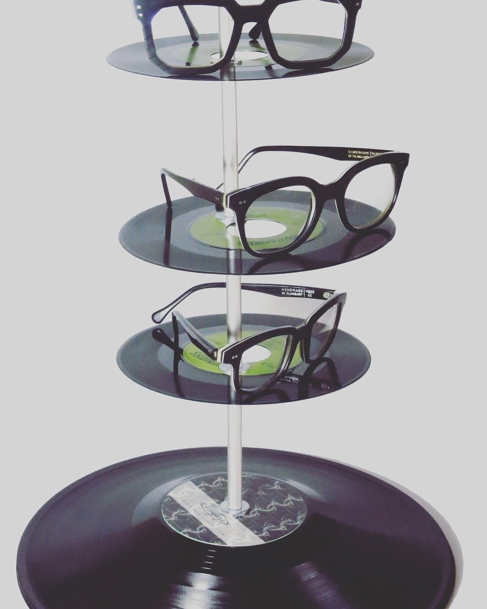 BuyNewSpecs's tweet photo. For #recordbreakingvision go and have a browse #glassesonline @buynewspecs based in #meath https://t.co/AfmdzGral7