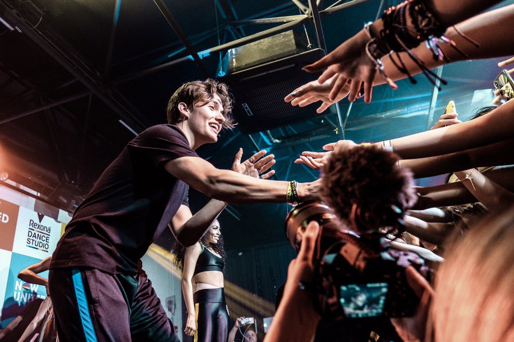 NowUnitedMusic's tweet photo. Wow São Paulo!! Thank you @rexonanowunited - DIARRA 🇸🇳 
#RexonaNowUnited
#DanceMaisVivaMais
#DanceMoreLiveMore
#RexonaDanceStudio https://t.co/25pPw4iIqZ
