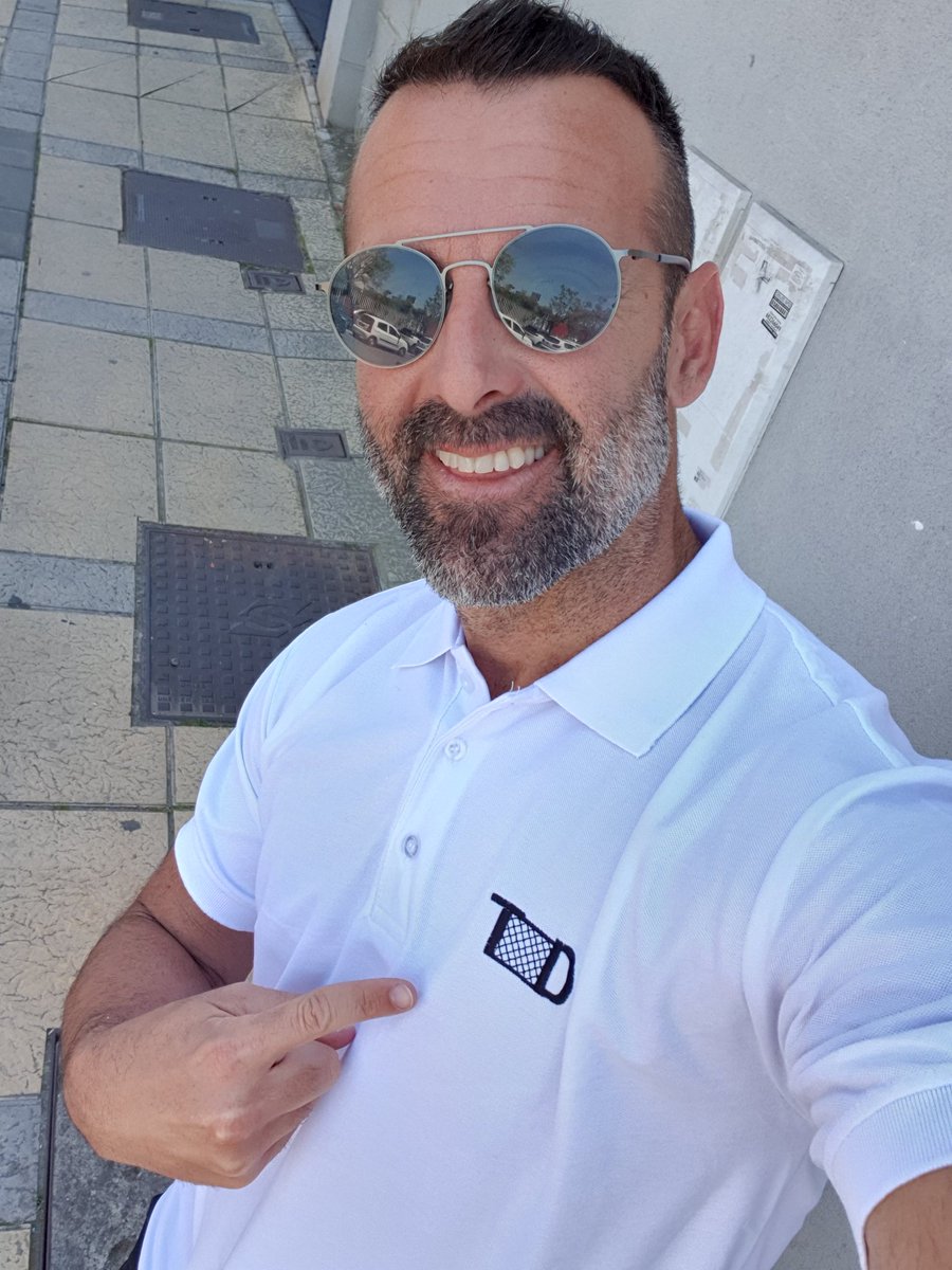 Estamos de enhorabuena. Dándole forma a "lo que se viene" como diría el gran <a href="/13_Pinto/">Pinto “Wahin”</a> 
Proyectos que con ganas, ilusión y dedicación llegarán donde nos propongamos.
Poco a poco... <a href="/SportswearTd/">TD Sportswear OFICIAL</a>