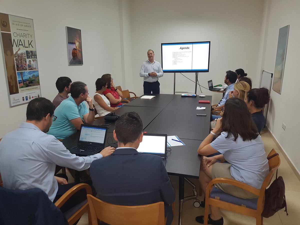 Thank you #EUYieldManagement team for your great presentation Today at #santabarbaraGOC  #LifeAtDiamond #DiamondCareers #Oneteam <a href="/VictorGilRM/">Víctor Gil</a>