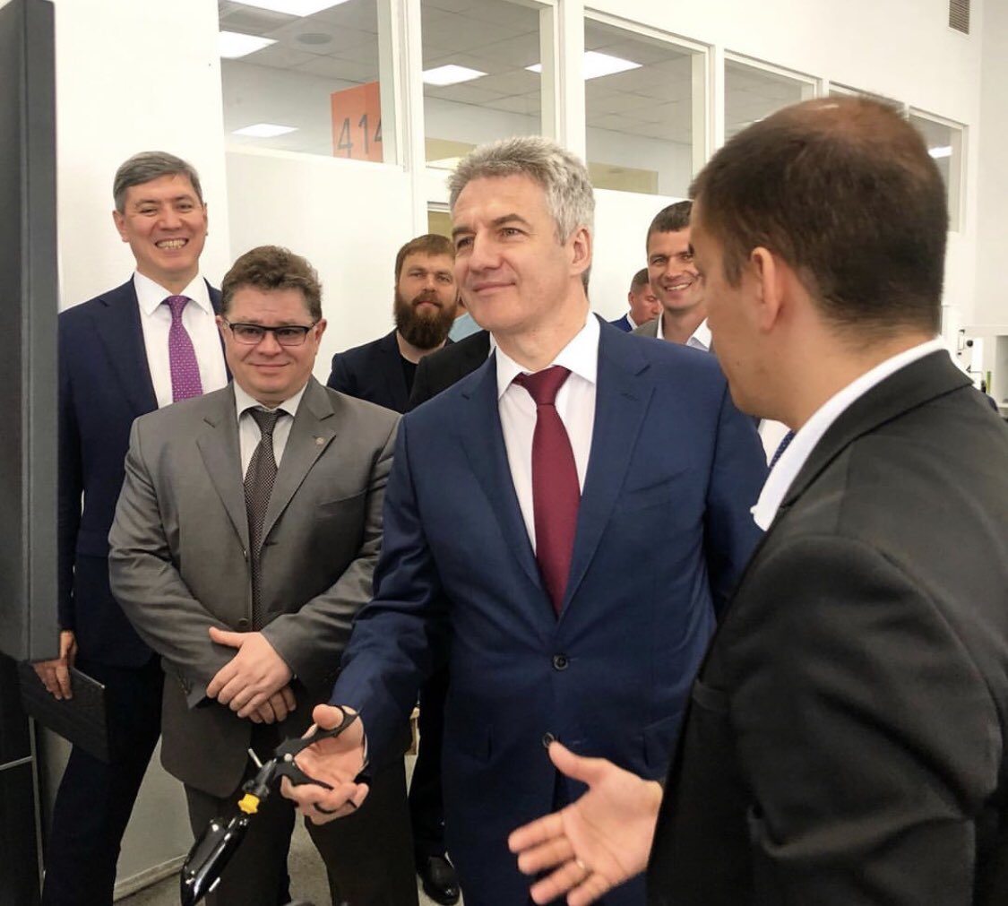 Сегодня в рамках рабочего визита в Татарстан , глава Руспублики Карелия  Артур Парфенчиков  посетил Технопарк "Идея". Гости ознакомились с деятельностью резидентов, посетили Центры «Эйдос-медицина» и «Эйдос-робототехника» #технопаркидея #казань #татарстан