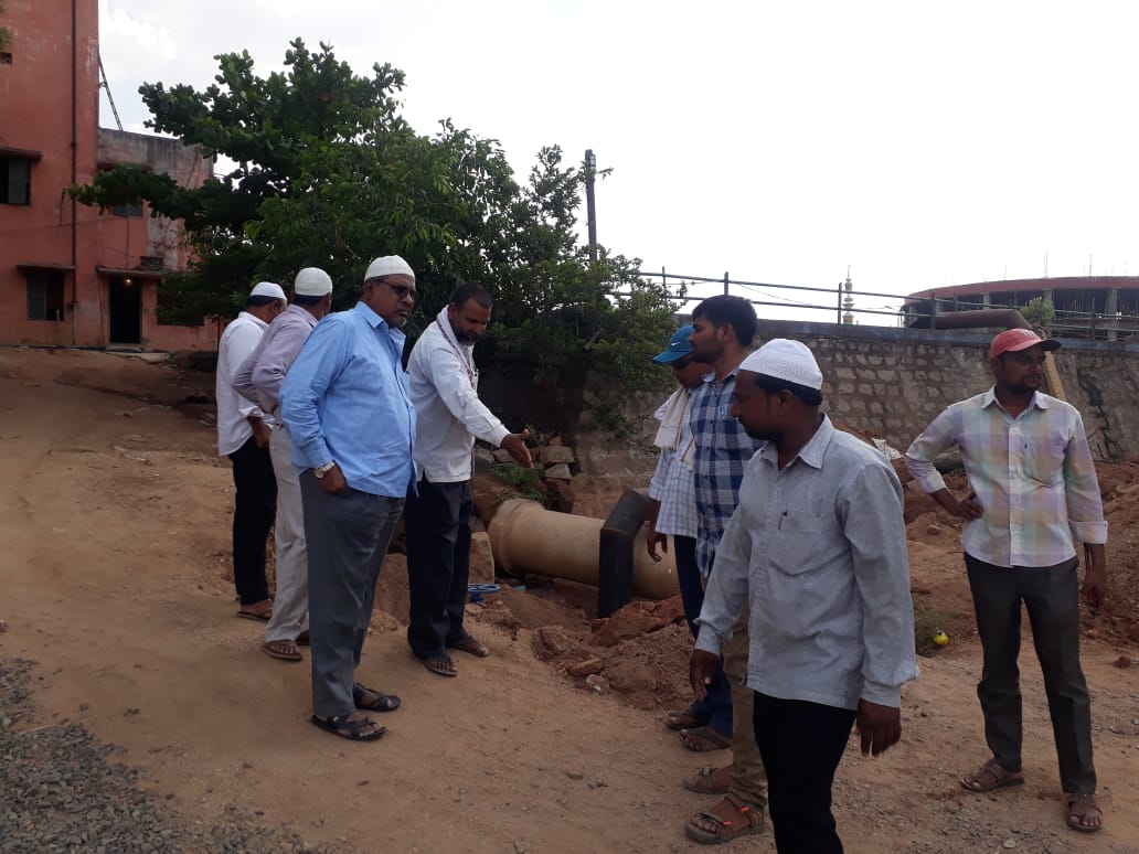 MohdJabirAhmed2's tweet photo. Aaj #UmarFarooqColony me Mineral water pipe Line ka inauguration kiya Municipality ki janib se Din aur Raat New water Pipe Line ka kaam chalra hai kaam mukammil hone par Bhainsa Shaher ka water ka masla haal hojayega khas #OwaisiNagar,#UmarFarooqColony,#APNagar,#RahulNagar https://t.co/0Hp3wA7iXK