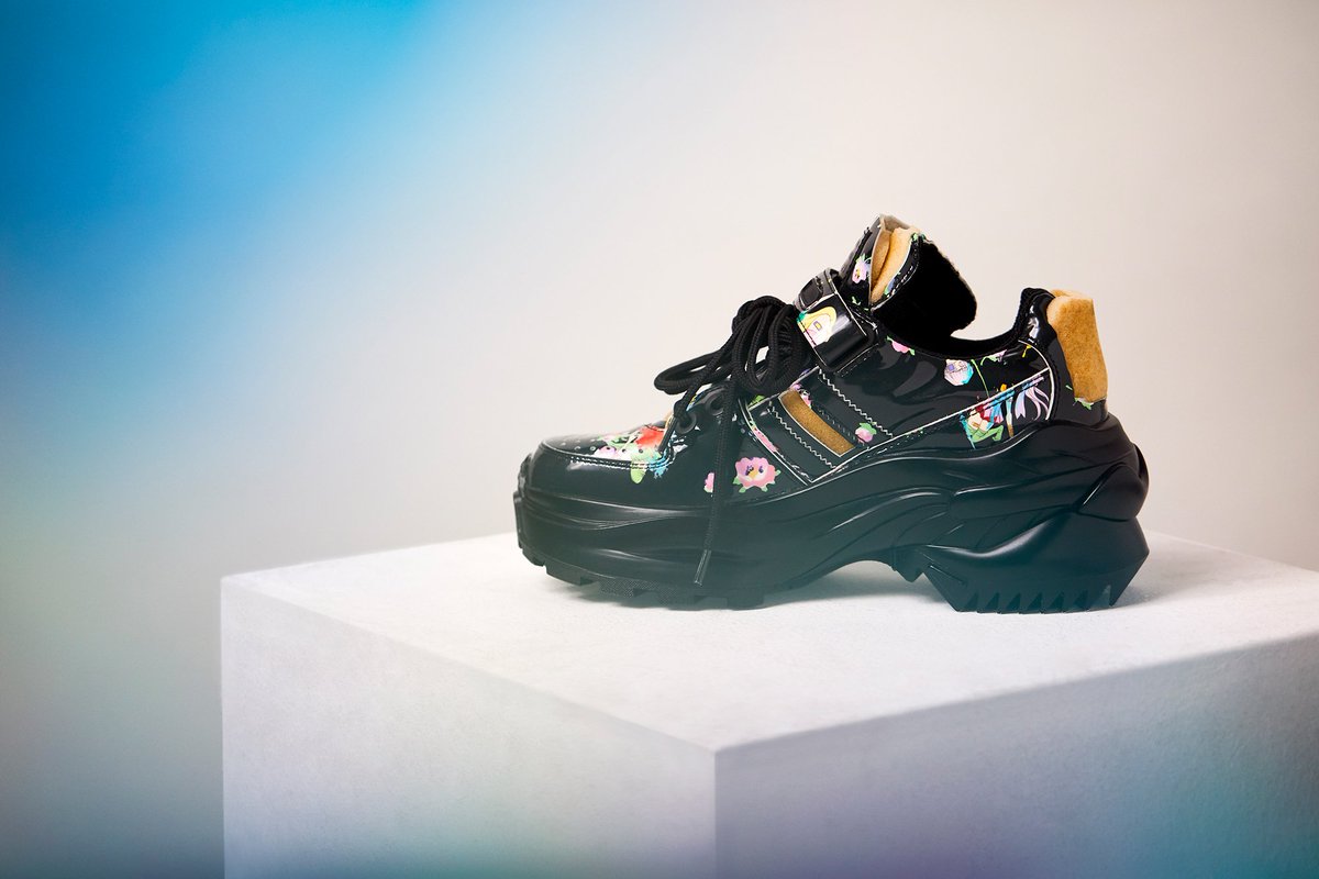 Maison Margiela on X Introduced for the first time during our AW18 Artisanal collection the kawaii print is re used on our Retrofit sneakers Tabi ankle boots and 5AC bag for the SS19