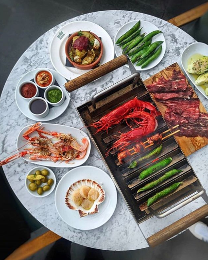 Parrillan is open! ✨ 🦐 🍅 🥩 🥬 ✨ We can’t wait to get you grilling. Thank you brilliant @Clerkenwell_Boy for *THAT* photo 📸.