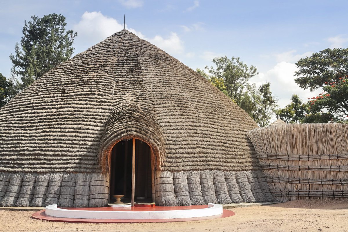 Want an authentic experience of Rwanda?  A cultural trip experience gives you view into the history, culture, diet and the way of life of Rwandans #VisitRwanda #TravelRwanda #RwandaCulture #RwandaMuseums