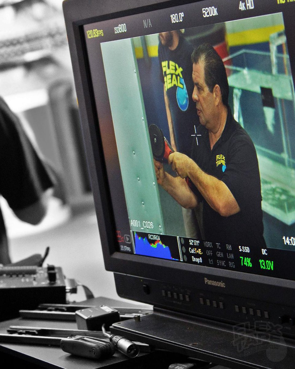 GetFlexSeal's tweet image. #BTS with the MAN, the MYTH, the LEGEND: PHIL SWIFT! 💪 🔛 💯 

#PhilSwift #ShowUsYourFlexOn