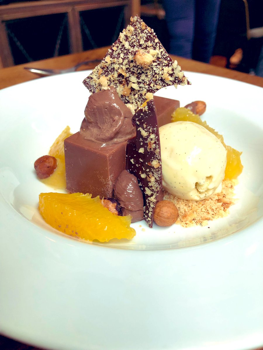 At the weekend we visited one of our fav’s <a href="/TheCoalShed1/">The Coal Shed 🍴</a> #London restaurant and wasn’t disappointed 🍽🍷