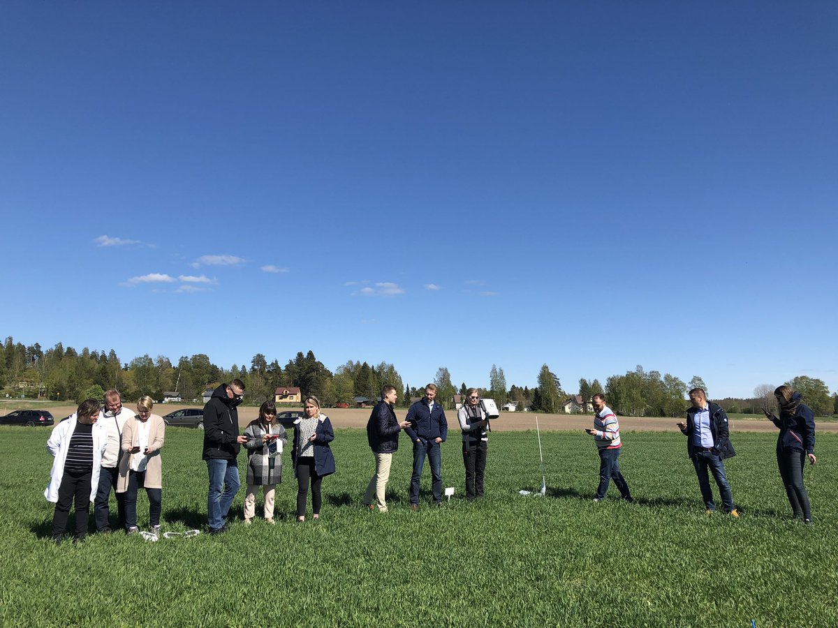 mmseppan's tweet image. #typenotto mittauksia Kotkaniemessä. Syysvehnä ottanut typpeä 40-50 kg N/ha. Nolla ja max ruudut eivät vielä erotu #YaraIrix #Nsensor @YaraSuomi