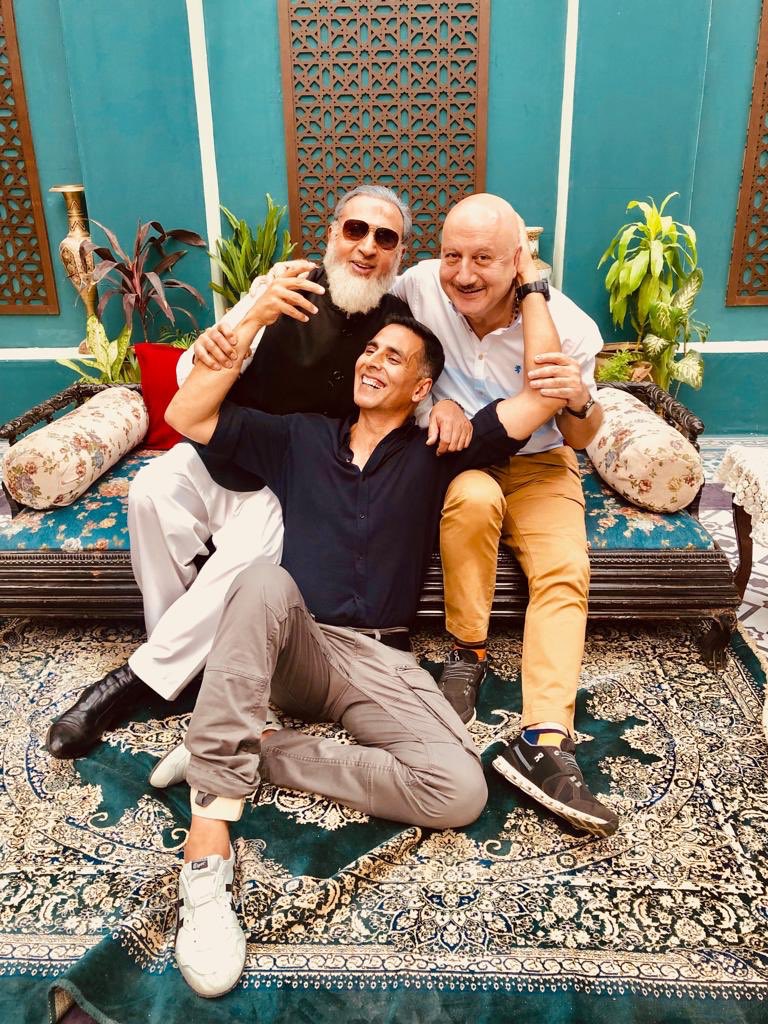I started my career with these two and it’s amazing to still be working with them...we’ve laughed ,punched each other, grown up and grown together, Beautiful people who I call friends ❤️ @AnupamPKher @GulshanGroverGG #HappyShinyPeople