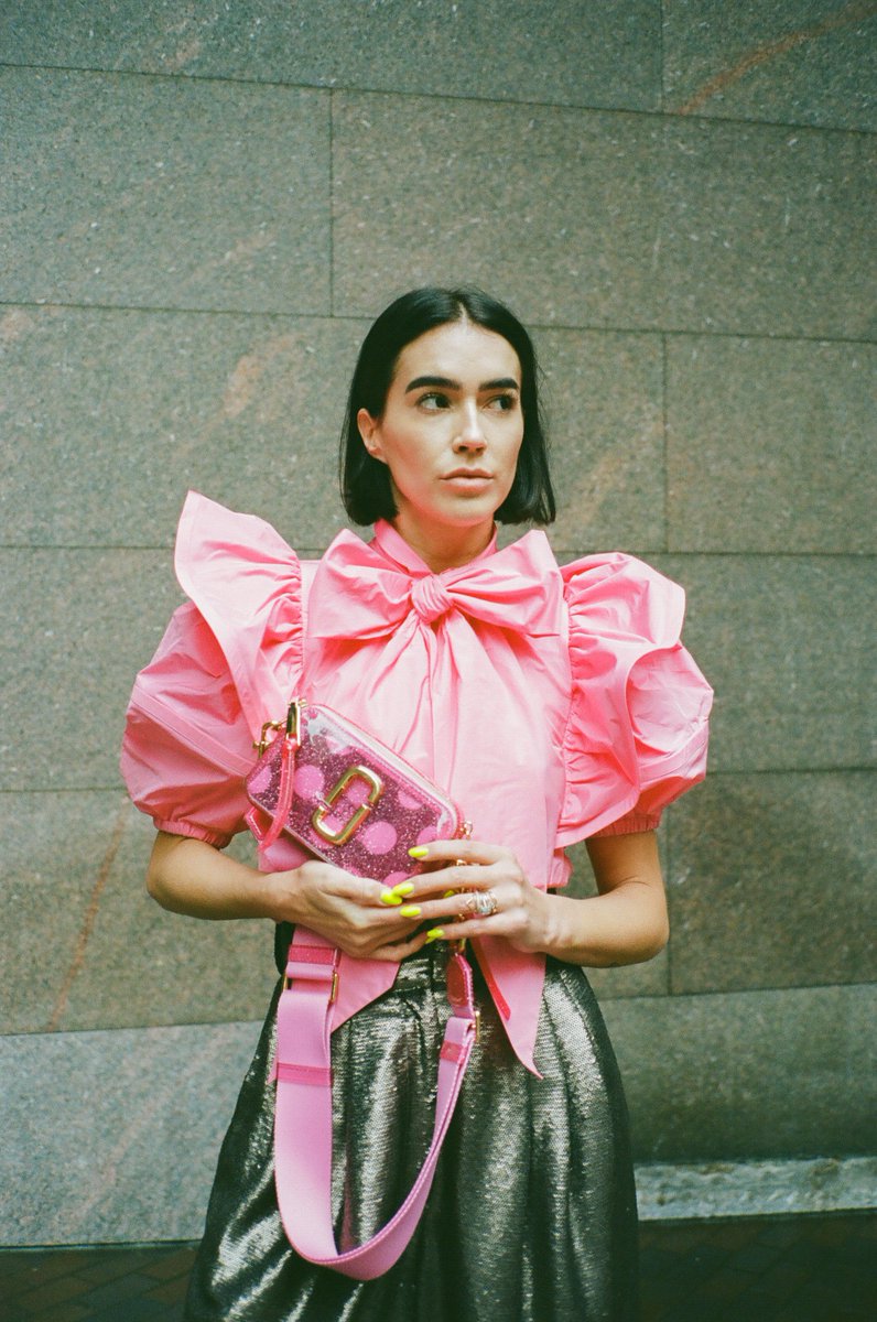 marcjacobs's tweet photo. Brittany Xavier with THE SNAPSHOT MARC JACOBS in Pink Glitter Jelly ✨ #MJSnapshot #MJSS19 https://t.co/jLvbqW5Mnm