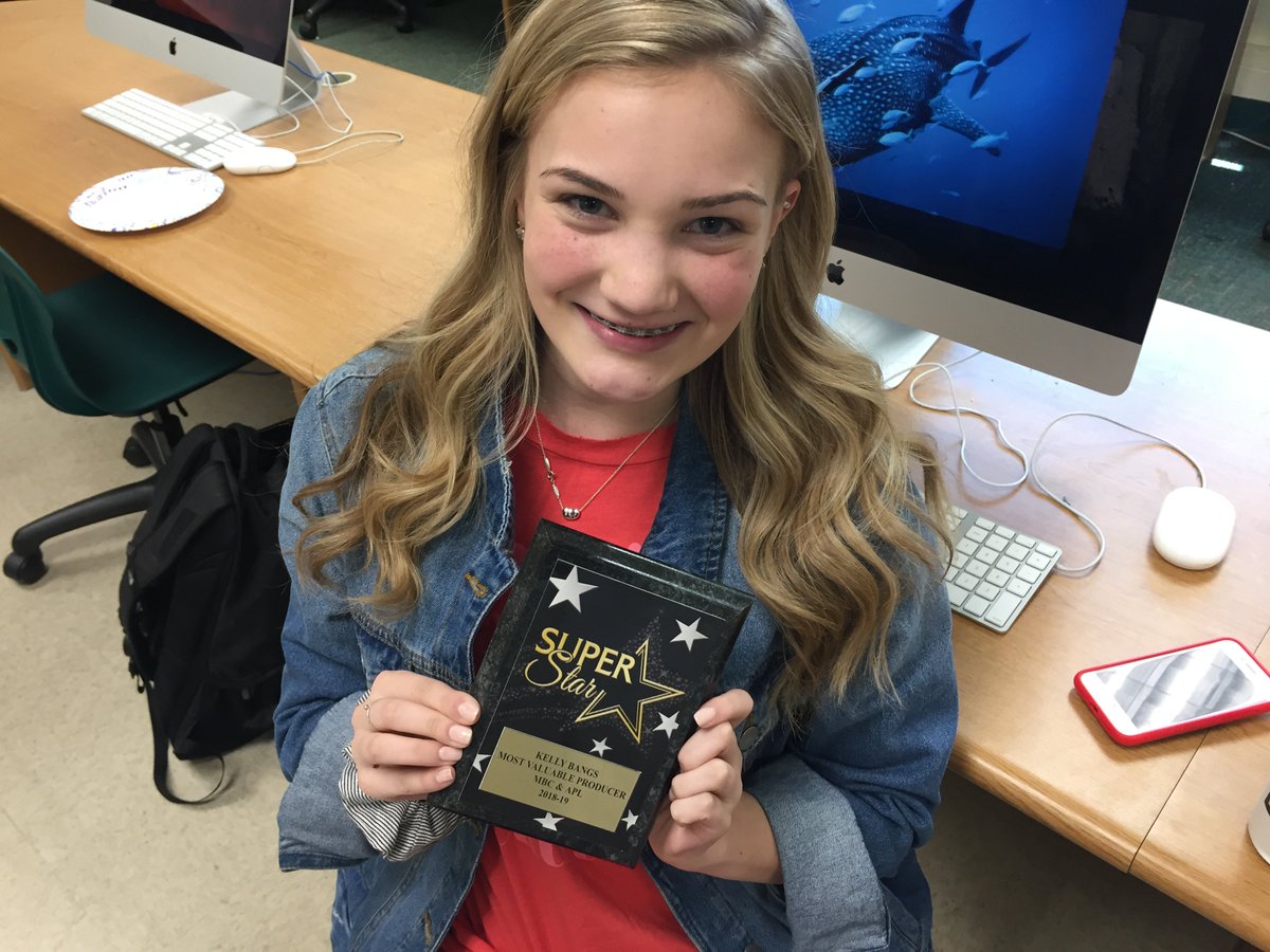 WE_ARE_MBC's tweet photo. CONGRATULATIONS TO MBC MVP Most Valuable Producer award winner @kellybangsss #DCproudteacher https://t.co/LWj8jOx7yy