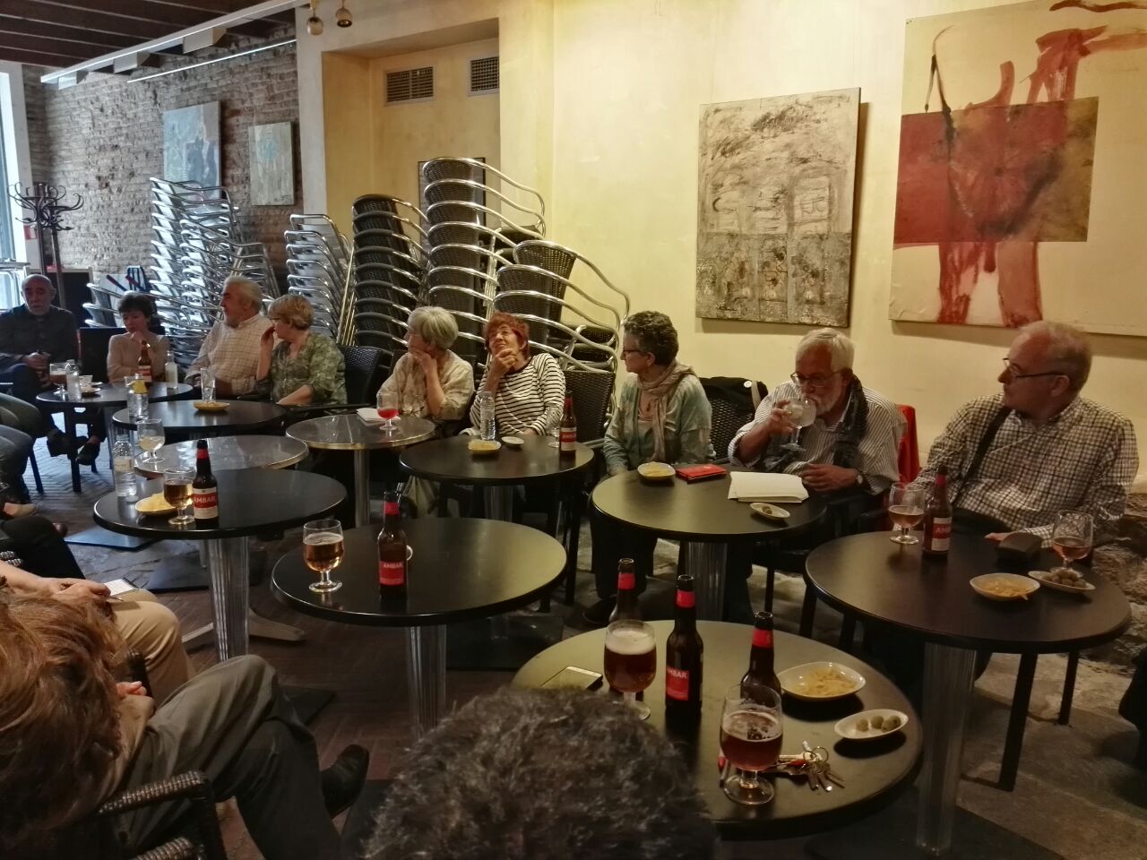 Zaragoza En Comun Mientras En El Cafe Odeon Charlamos Y Debatimos En El Cafecontigo Con Malicia Av Y Cubero Alberto Sobre Laicismo Y Muerte Digna T Co 6w9p5imwvj Twitter