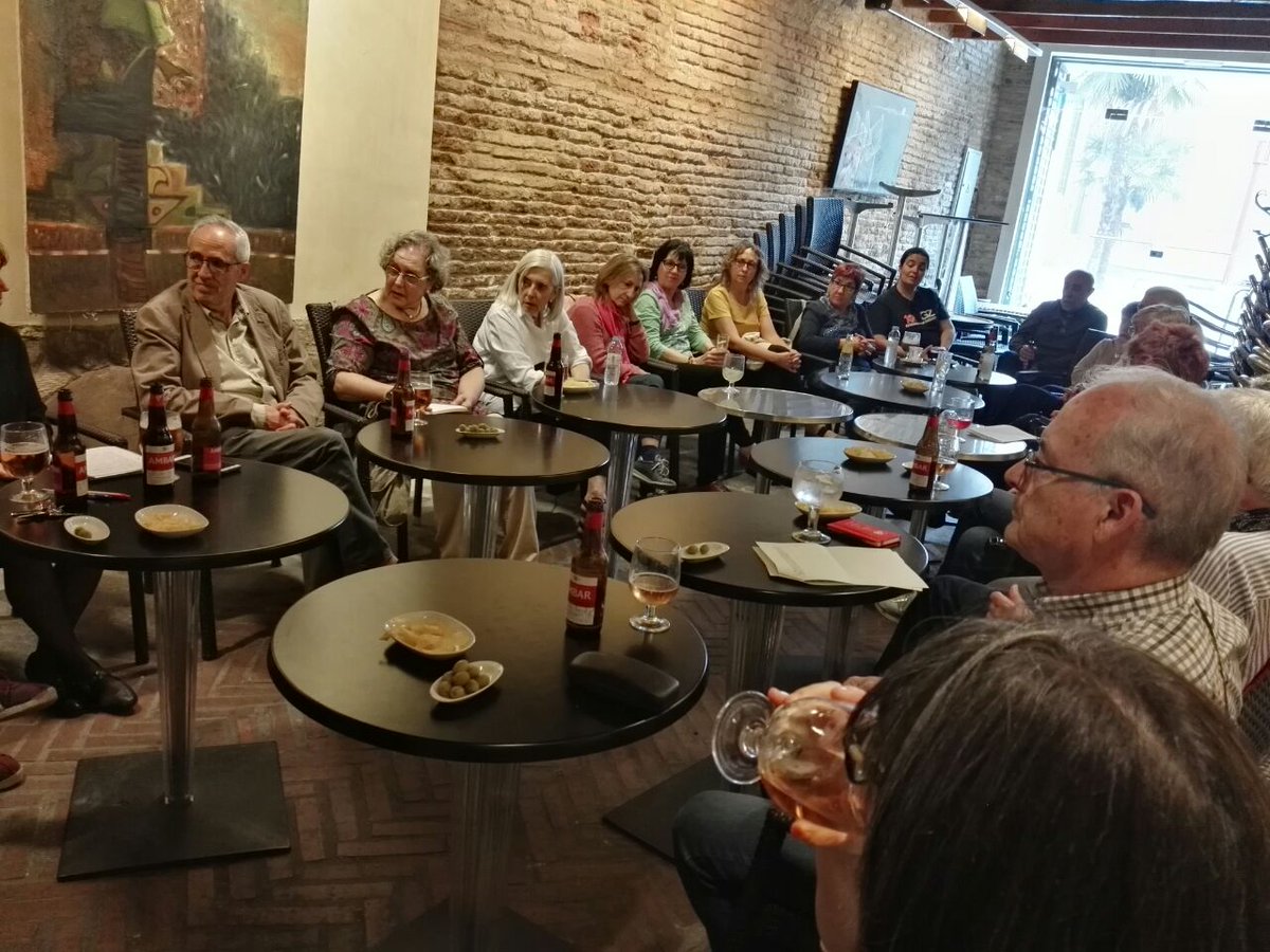 Zaragoza En Comun Mientras En El Cafe Odeon Charlamos Y Debatimos En El Cafecontigo Con Malicia Av Y Cubero Alberto Sobre Laicismo Y Muerte Digna T Co 6w9p5imwvj Twitter