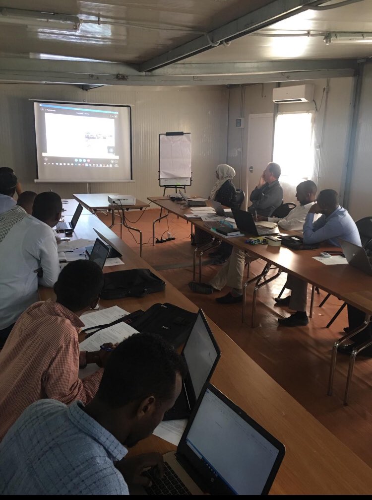 DSUBenadir's tweet photo. Our team has today started  producing housing &amp; planning concepts for 300 new integrated community housing. The concept aims to come up with a constructive solution to resettle IDPs in Mogadishu #SettleME https://t.co/aiOgWkpzC8
