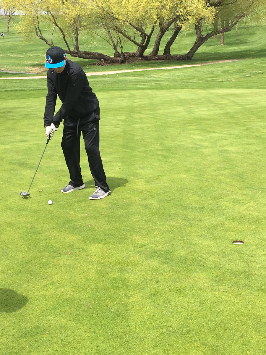 tlindgren7's tweet photo. Jace Burke with the par putt. https://t.co/SBDgQsGyVf