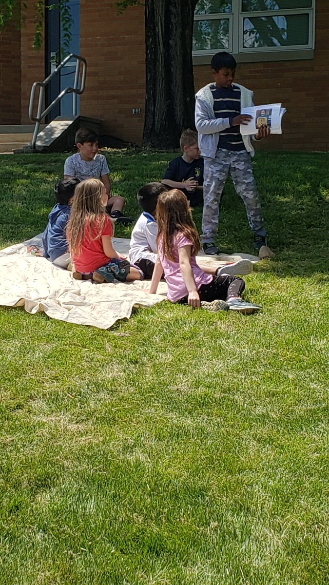 Mrs_Buzzard's tweet photo. A beautiful day to learn outdoors. Enjoying IRE's new butterfly garden.@ireDCSD https://t.co/AKFrfKYCiP