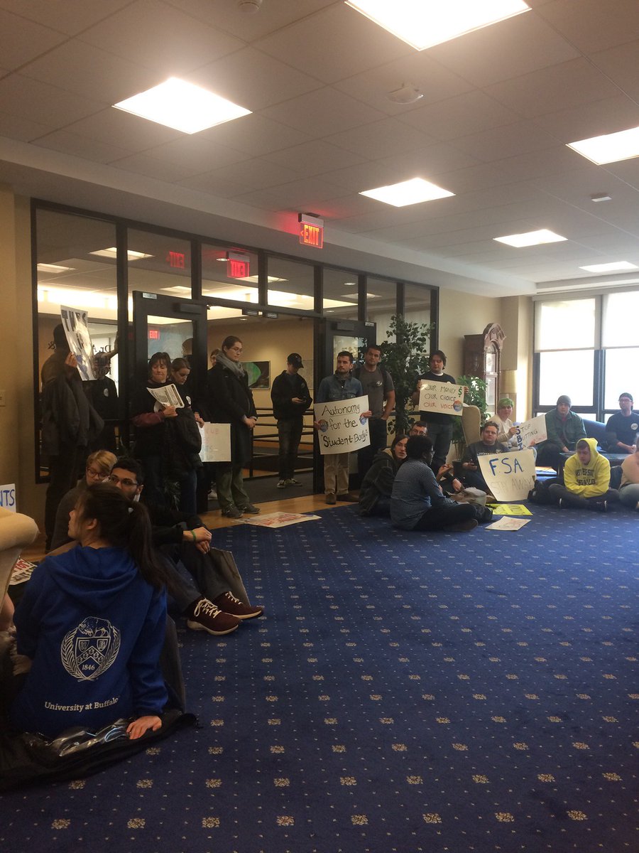 ublivingstipend's tweet photo. #ReleaseTheReport
#SaveSBI https://t.co/hkrNlQOZ2t