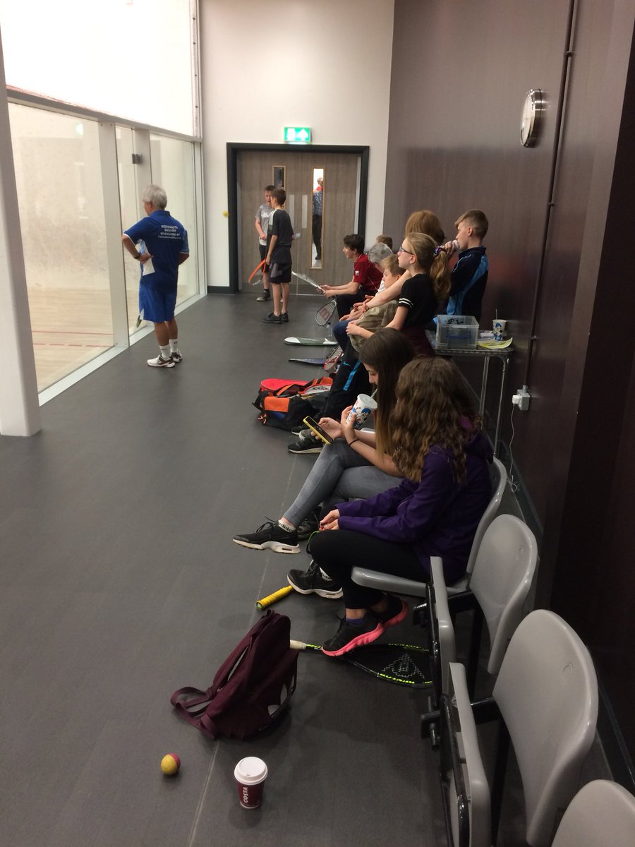 Squash_Fit's tweet photo. 3 Full Classes for Junior squash coaching tonight @ Mon Squash Club #busyclub #35juniorstrong #future #squash-fit #Coaching @sqwales https://t.co/kBsaxQxCM2