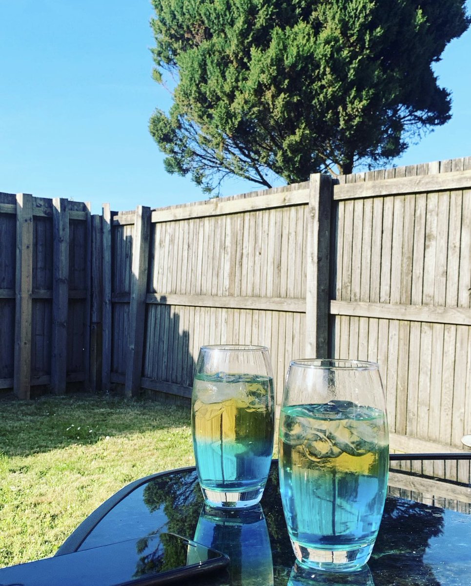 elliott_rees's tweet image. At least if I fail my MSc I’ll be an outstanding barman #tipsybartender #superheineken