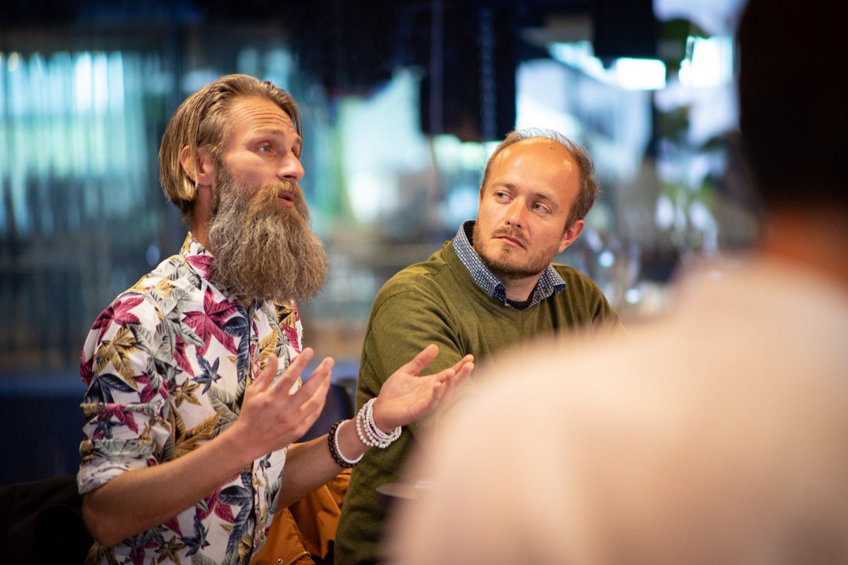Smith Innovation (@smith_dk) on Twitter photo BLOXHUB's aller første white paper launch. White paper'et ”Blockchain i byggeriet” er et resultat af et Match & Create forløb, som vi har faciliteret. Særlig tak til <a href="/nielsfalk/">Niels Wingesø Falk</a> fra HDlab for det faglige indhold samt <a href="/RolfBjerre/">Rolf Bjerre</a> og Rasmus Steenberger for de politiske indspark. BLOXHUB's aller første white paper launch. White paper'et ”Blockchain i byggeriet” er et resultat af et Match & Create forløb, som vi har faciliteret. Særlig tak til <a href="/nielsfalk/">Niels Wingesø Falk</a> fra HDlab for det faglige indhold samt <a href="/RolfBjerre/">Rolf Bjerre</a> og Rasmus Steenberger for de politiske indspark.