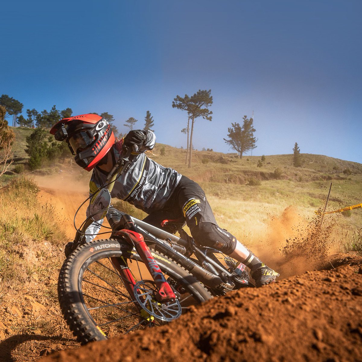 Renthal_Cycling's tweet photo. 3 wins from 3. @Isabeau_C Courdurier wins EWS#3, Madeira. Another dominant performance from the @IntenseCycles @Mavic @EnduroCollective athlete.
#RaceWinningProducts #GrabLifeByTheBars #Renthal #Fatbar #EWS #Enduro #EnduroWorldSeries #MTB #GoGoIsabeau https://t.co/5yWP5aLwi3