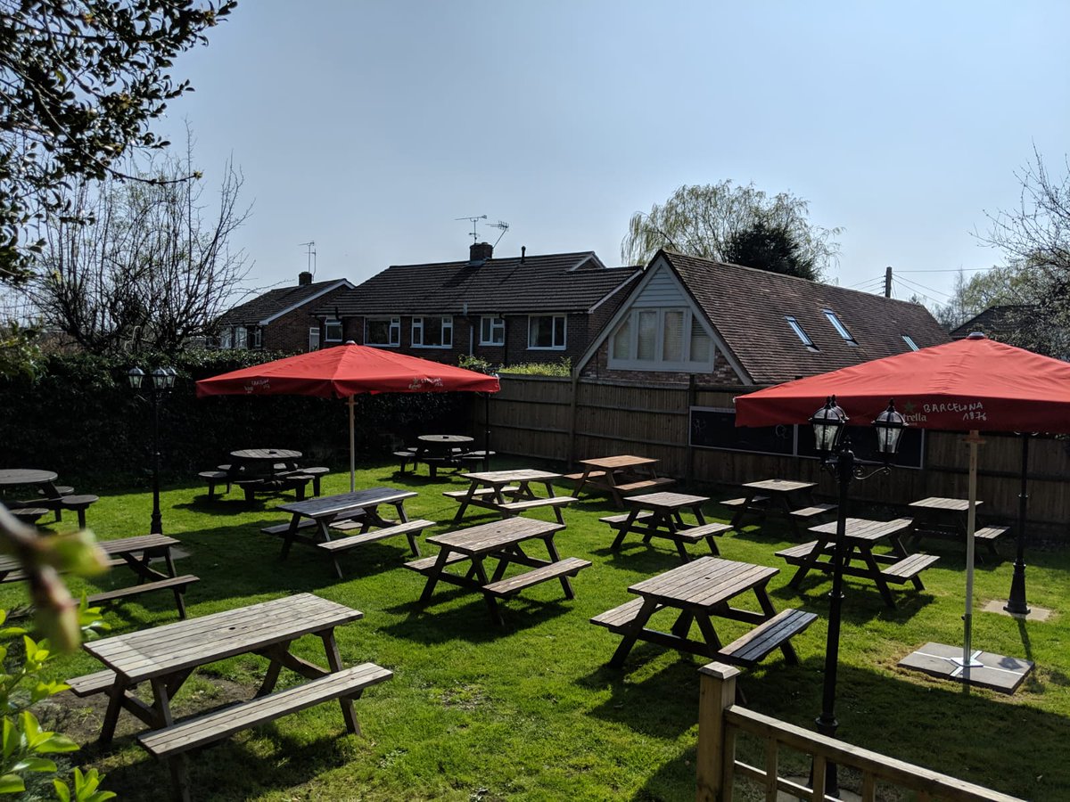 RoseCrownCuck's tweet photo. BEER GARDEN OPENING! 
#May #Spring #BankHolidayWeekend. Join us for the official reopening of our #BeerGarden &amp; outside #bar. #Pizzas and #Live #music throughout the weekend! Featuring #beer from @HollerTap https://t.co/Eol2q8h6v4
