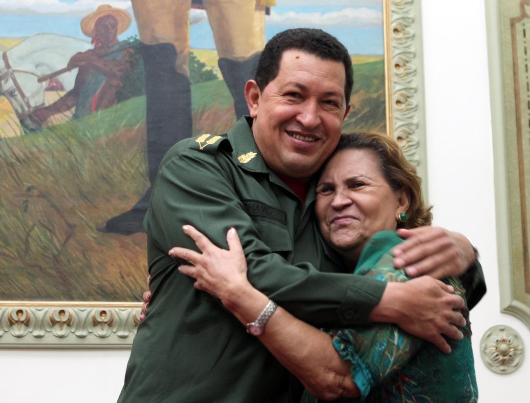 Hoy #14May celebramos los 84 años de una mujer extraordinaria Doña Elena Frías de Chávez, madre de nuestro Comandante Hugo Chávez. Le envío todo mi cariño, afecto y agradecimiento eterno por su gran ejemplo de vida. ¡Feliz Cumpleaños Doña Elena!