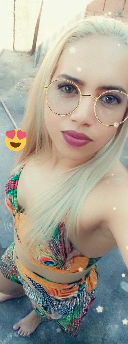 Sidiane33101587's tweet photo. Sou pessoa de dentro pra fora. Minha beleza está na minha essência e no meu caráter. Acredito em sonhos, não em utopia. Mas quando sonho, sonho alto. Estou aqui é pra viver, cair, aprender, levantar e seguir em frente💗💖💕❤💞😘 https://t.co/iWka12lEq9