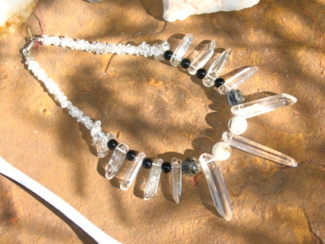 RED_RAVENS_NEST's tweet photo. PRICE REDUCED~POWERFUL CRYSTAL NECKLACE
https://t.co/v7FmdfzT2a @WitchesOfEtsy  #shopwithwitches #crystals #BlackTourmaline #witch #handmadejewelry #pagan #ritual #spells #Quartzcrystals https://t.co/cxzzEIr7V2