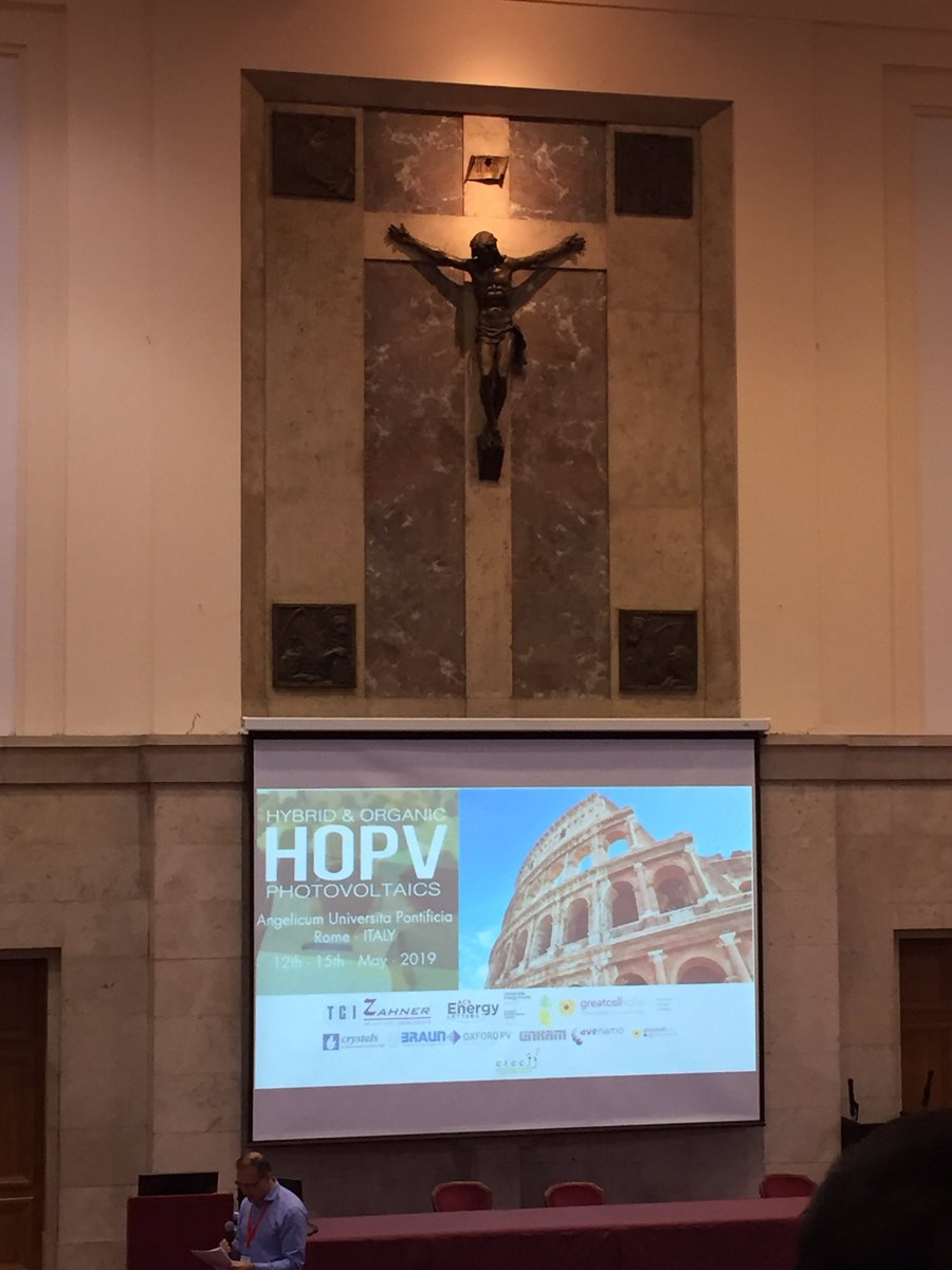 fukosasih's tweet image. Come for the perovskite, stay for the tiramisu. #HOPV19