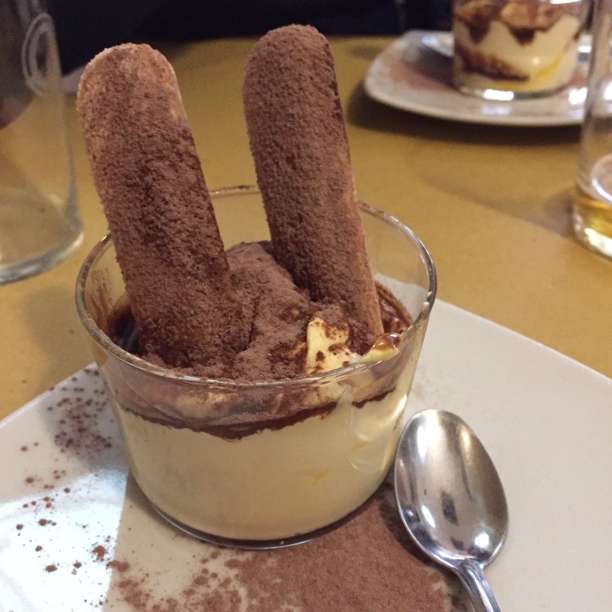 fukosasih's tweet image. Come for the perovskite, stay for the tiramisu. #HOPV19