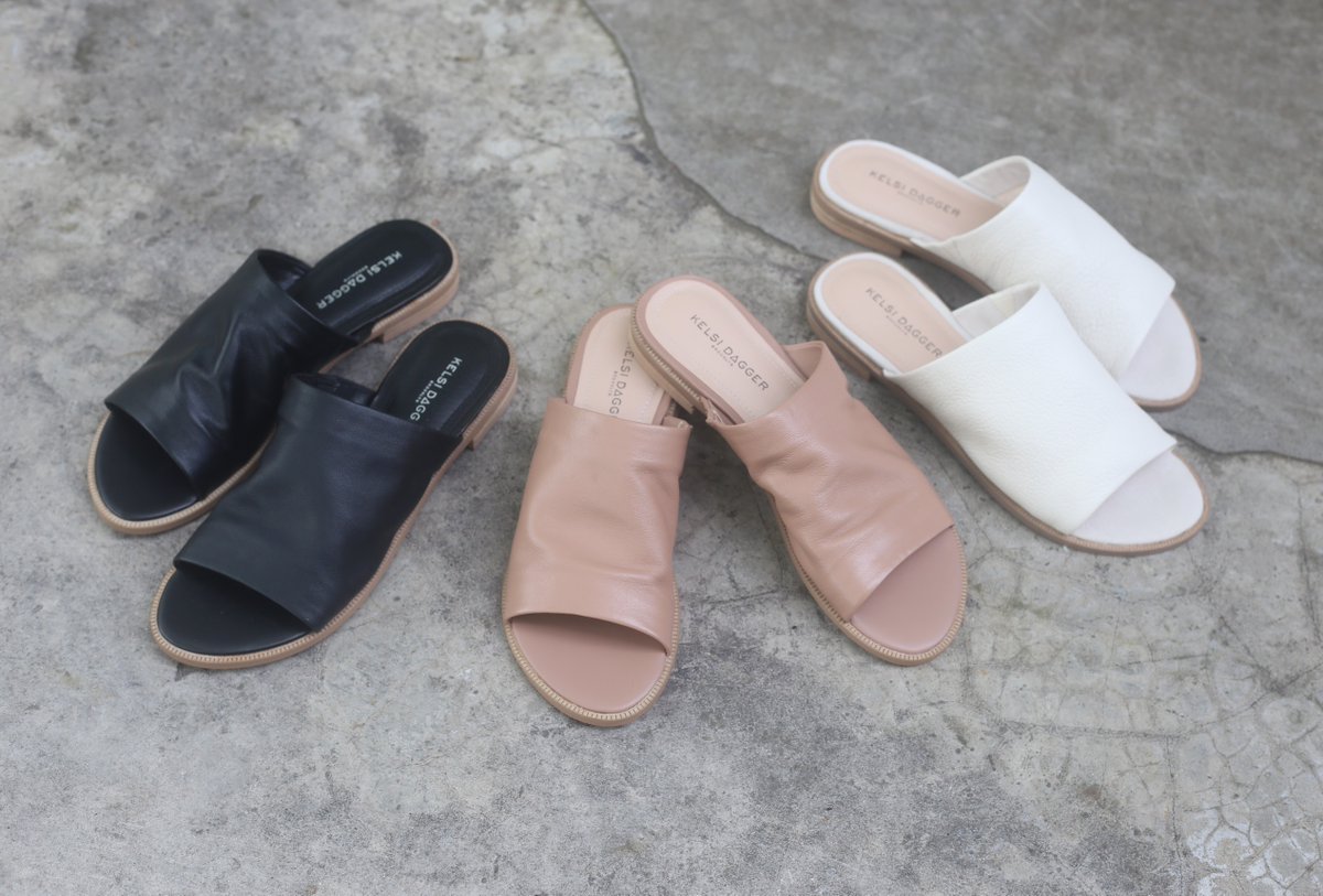 Arktana's tweet photo. Slip on &amp; go! ❤️
Perfect, everyday flat sandal that you can wear with any outfit. 
#arktana #kelsidagger #slidesandals #slides #sandalseason #sandalweather #spring2019 #springfashion #springshoes #discoverunder10k #shoesoftheday #arktanastyles https://t.co/1LzxwJVPI0
