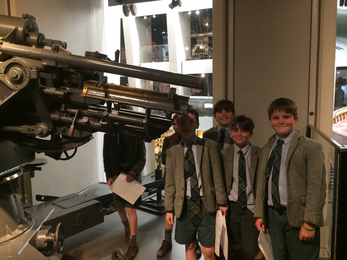 A Flak gun and form 3 #NWSnlHistory #NWSnlForm3