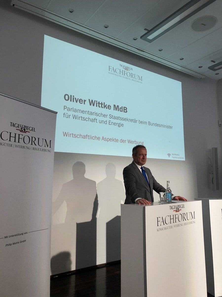 Spannende Keynote des parlamentarischen Staatssekretärs Oliver Wittke beim Fachforum <a href="/Tagesspiegel/">Tagesspiegel</a> „Einerseits dürfen wir nicht überregulieren, andererseits die Schutzpflicht nicht außer acht lassen.“ staatliche #regulierung an der Grenze zur #überregulierung