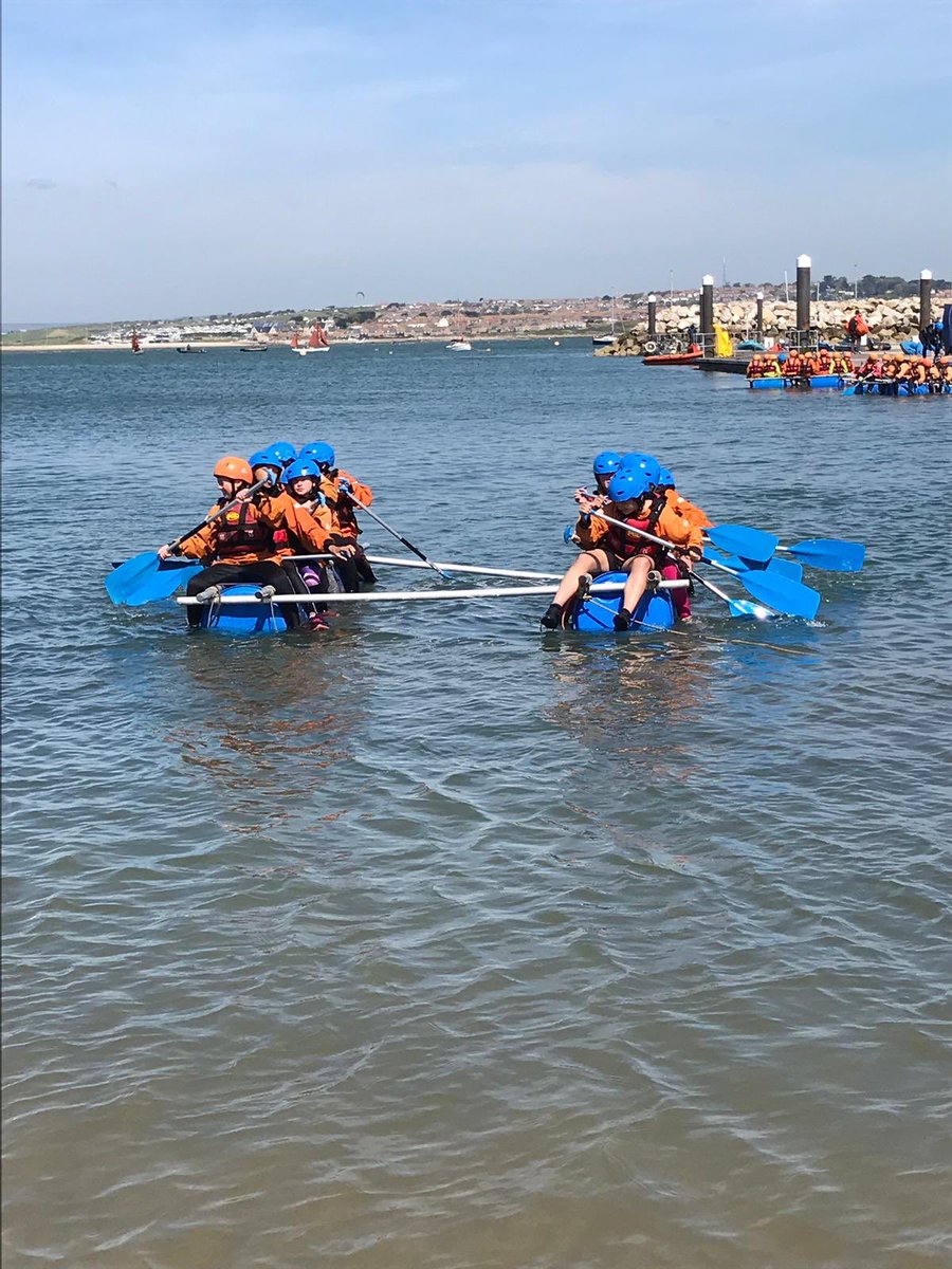 OaksParkHigh's tweet photo. Afternoon activities @PGLTravel are in full swing https://t.co/90pIdSJdMd