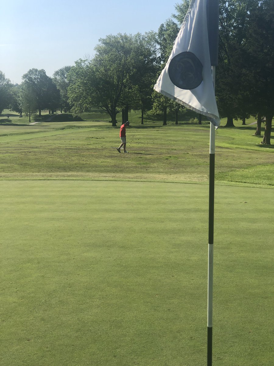 Austin is on the range, warming up for his 10:06 tee time!