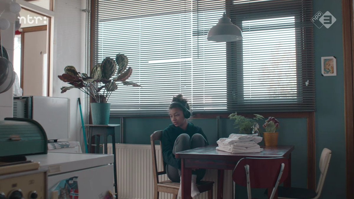 Mickeesch's tweet photo. Find yourself someone that is as passionate about you as #SkamNL is about their aesthetic shots. https://t.co/oSv9lk4JJI