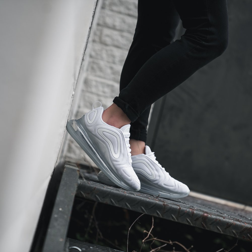 White nike cheap air 720