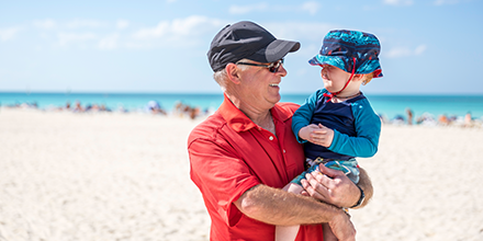 NorwalkHospital's tweet photo. Did you know people with lighter skin tones and eye colors, like blue and green, may be at higher risk for #skincancer? Find out more risk factors for skin cancer here: https://t.co/llVgOsoa6L #spotskincancer https://t.co/o0uihA8bY7