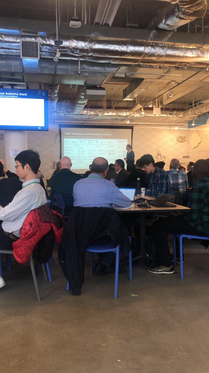 retrorevolver's tweet photo. Data Analytics Week @ AWS Loft! Never stop learning! #knowledgeispower #seekerofknowledge https://t.co/EI8TiaZ0ld