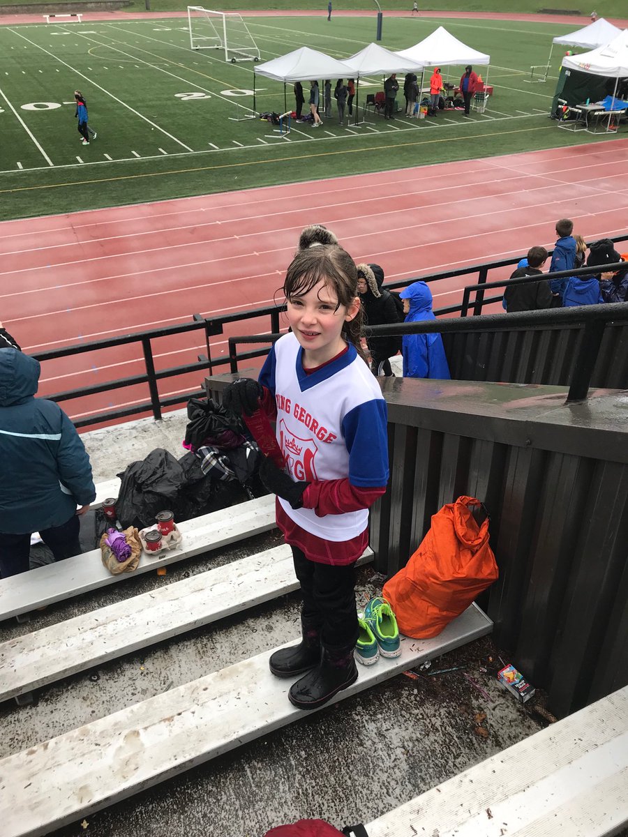 TDSB_KingGeorge's tweet photo. 1st place in the 800 meters at Monday’s west qualifying meet!
#tdsb #tdessa https://t.co/K4Bt1CN3Pt