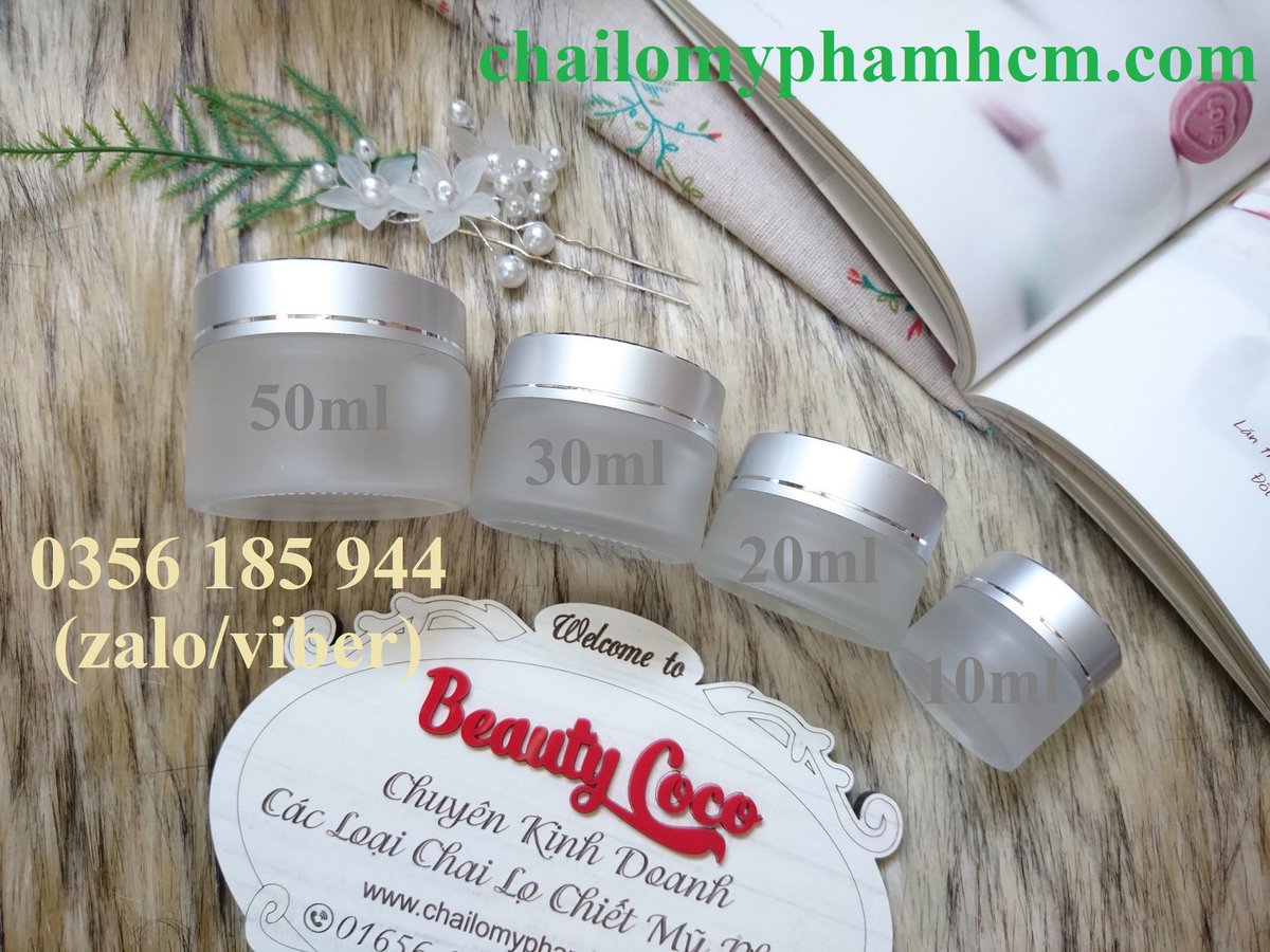 Thảm Lông Chụp Ảnh - Chai Lọ Mỹ Phẩm Beauty Coco tweet media