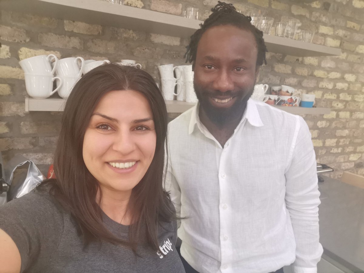 Coral_sReef's tweet image. Super fantastic chat with @LyeOguns from the ONE foundation a charity in Ireland helping refugees 🙌👩🏻‍💻👨🏻‍💻👩‍💻. #gitdhack