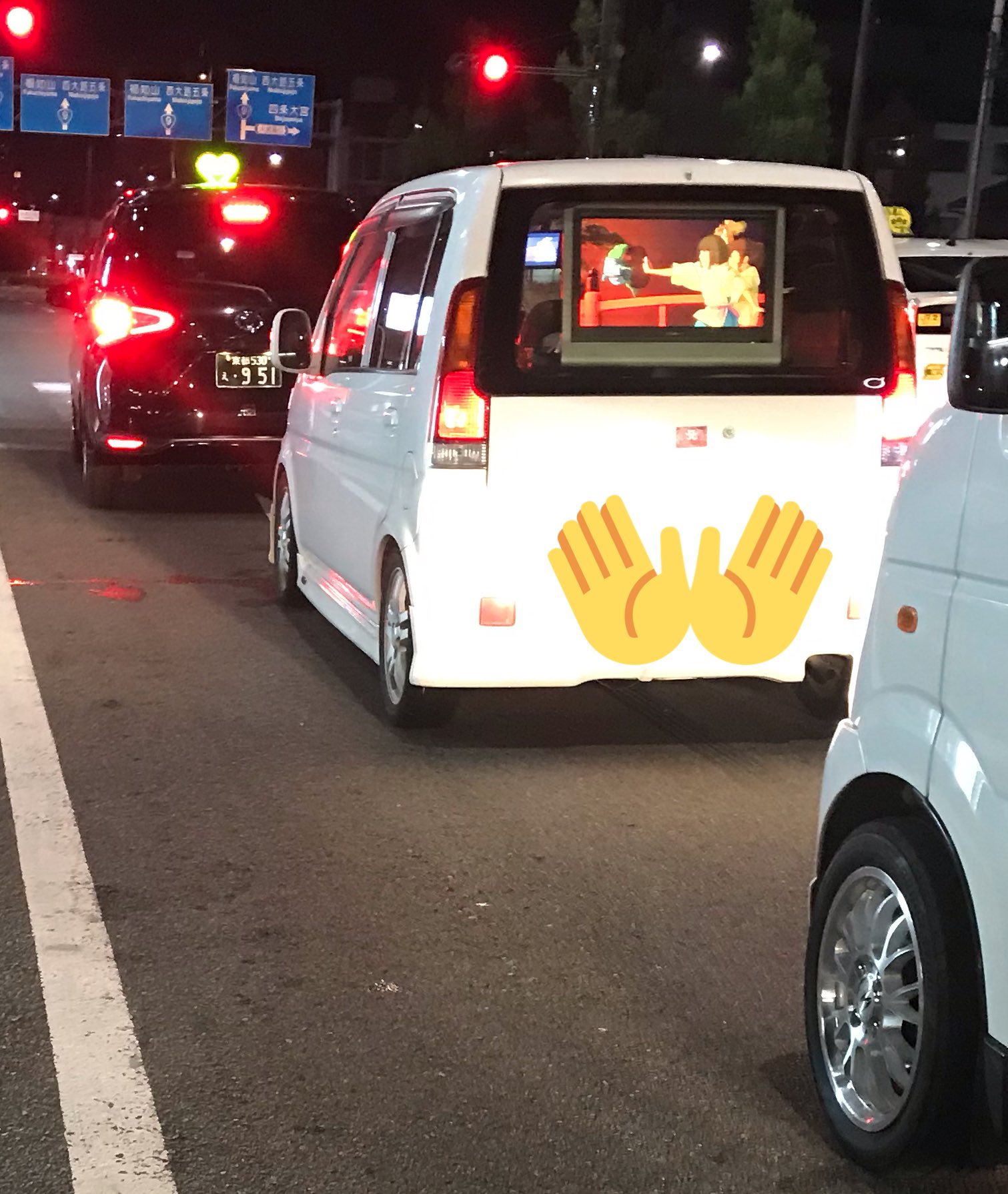 ハルさん トルテ 前の車がなぜか千と千尋の神隠しを見せてくるので見ながら帰ってる ハルさん トルテ 前の車がなぜか千と千尋の神隠しを見せてくるので見ながら帰ってる