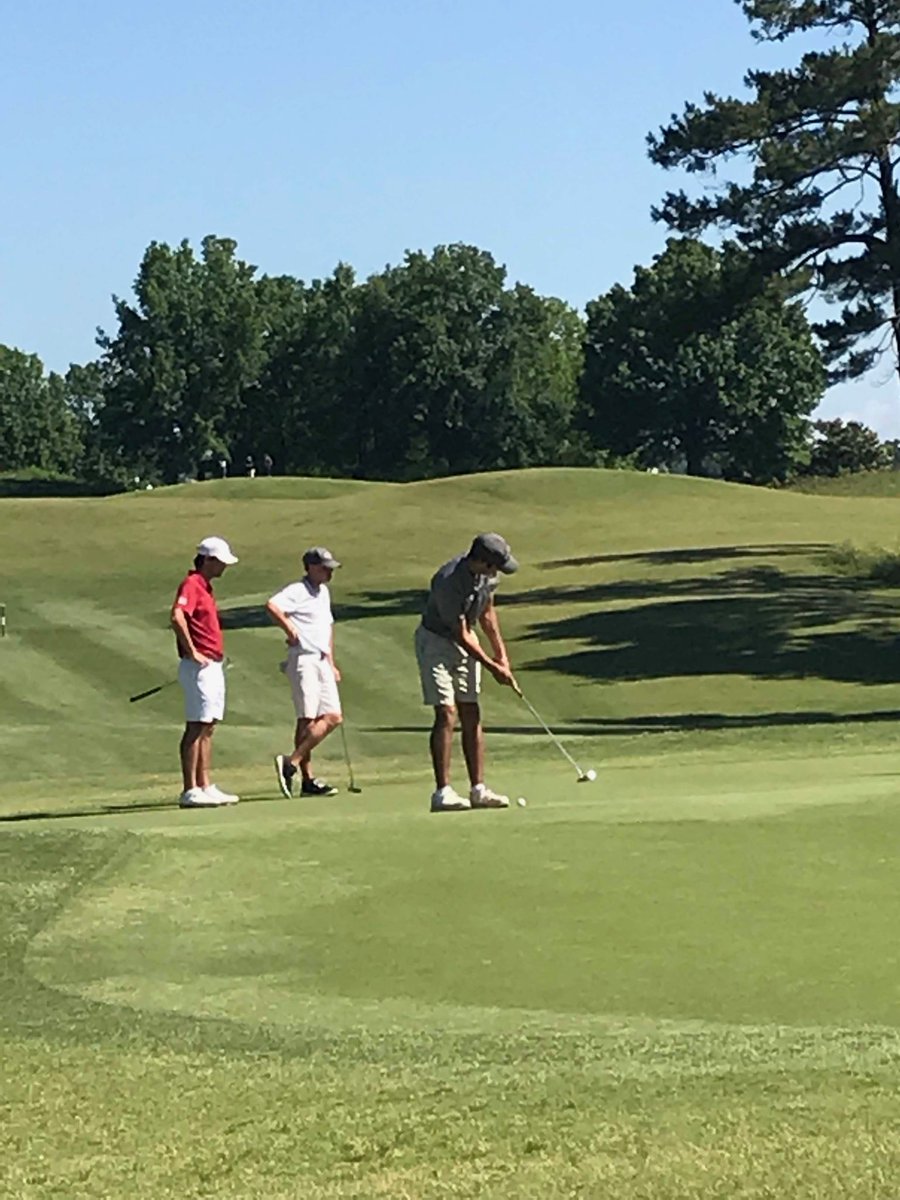 Grimes75's tweet photo. Always great to be able to stop and watch the Golden Tigers in the state championship match on my way to a legislative assignment, even if I am the only guy in a tie. https://t.co/2Id3RYnelQ