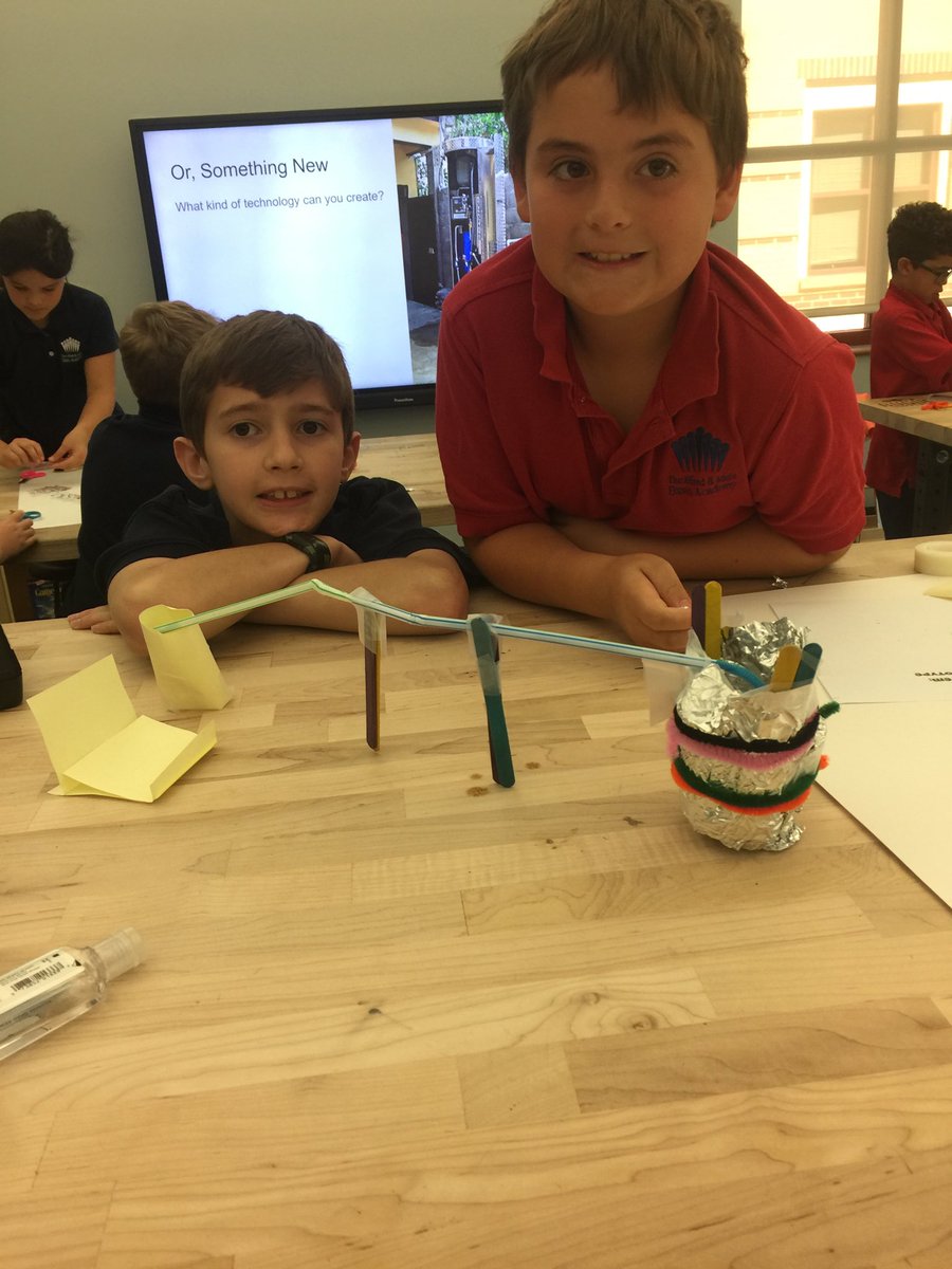 skjay18's tweet photo. Making a Water Filtration System#davis3 https://t.co/wyBdKn8Smg