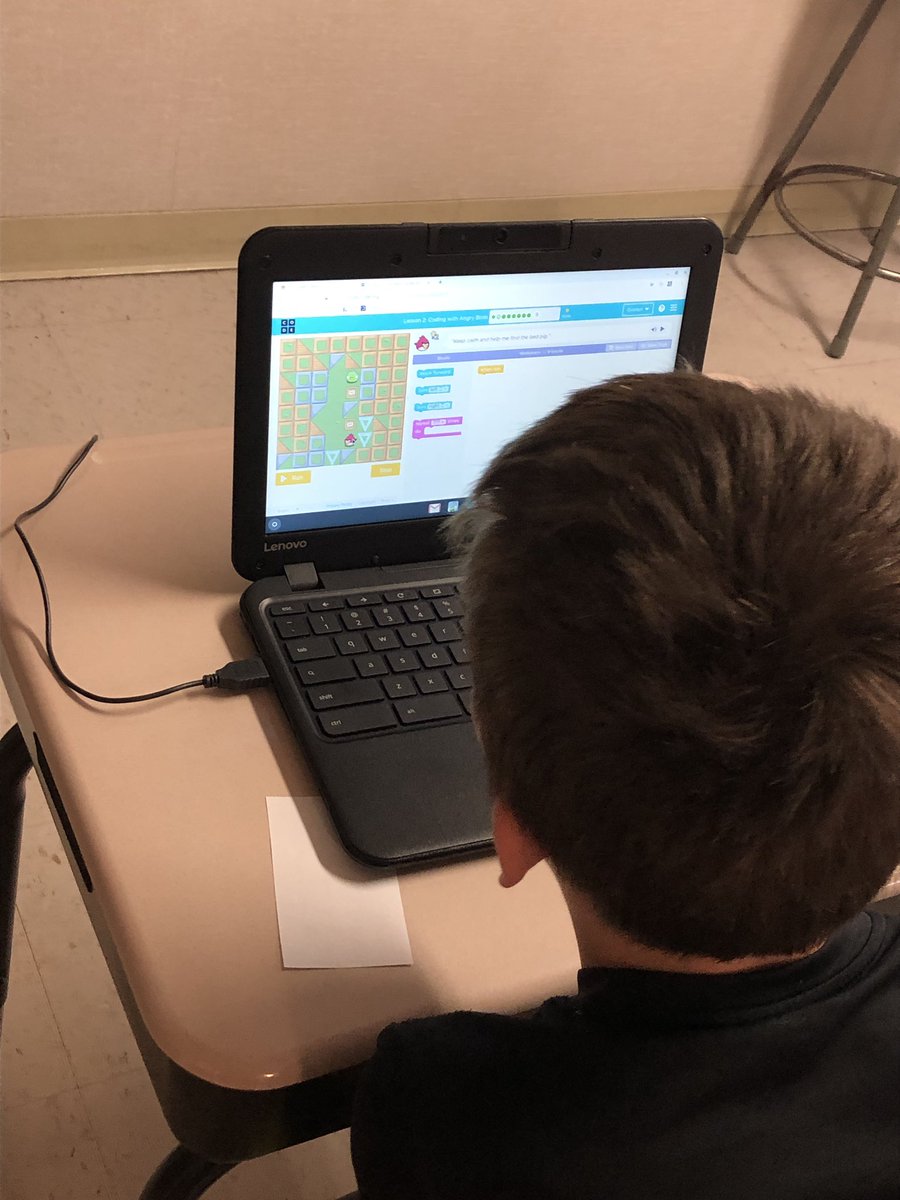 MrsLaMottGrade3's tweet image. Working on our @codeorg skills today! 💻 #hlwwlakers #HLWWproud #codeskills #math